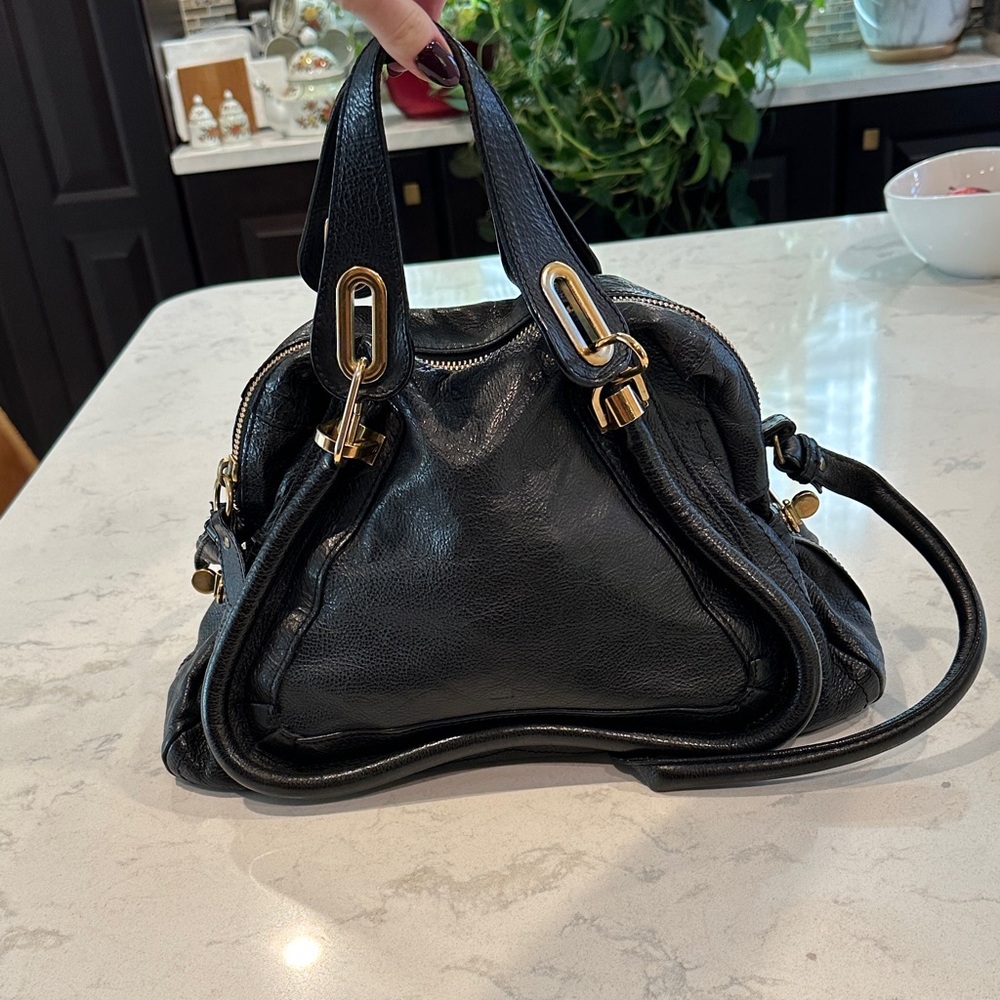Chloe Elegant Black Leather Handbag